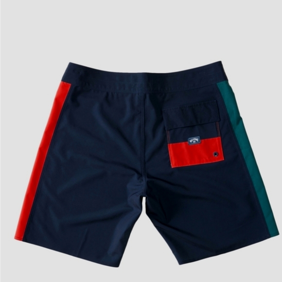 Last pair!! Sold out online Billabong D Bah CiCLO® Pro Boardshorts 19” (34) BNWT - Picture 8 of 9